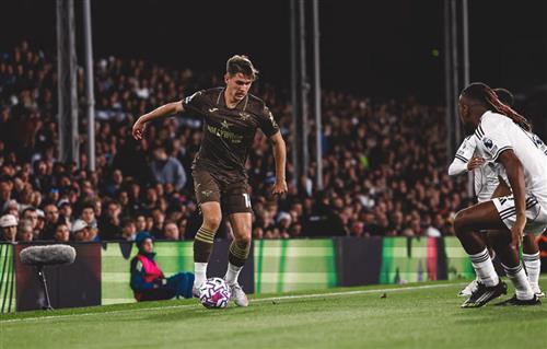 富勒姆 vs 布伦特福德