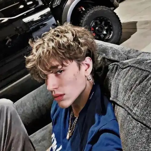 6686体育平台海外作者长安迟暮