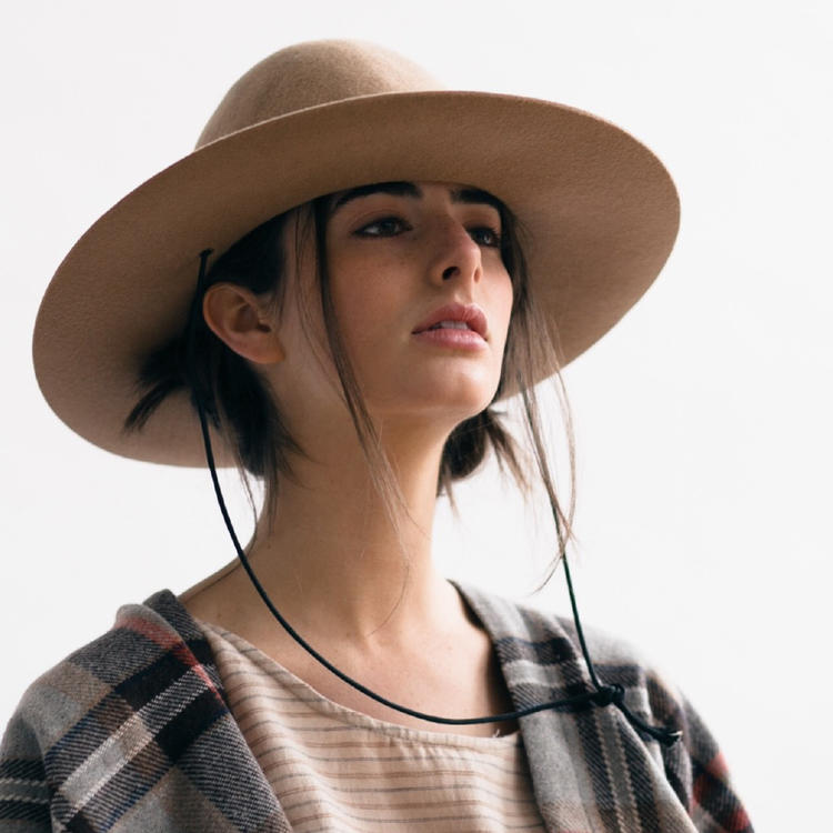 6686体育平台铁牌作者Walter