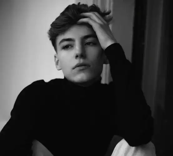 6686体育平台中级作者Alfie