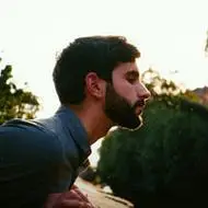 6686体育平台海外作者等闲谈笑