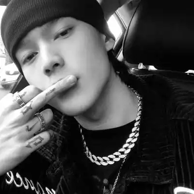 6686体育平台铜牌作者Frances