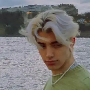 6686体育平台官方作者Lloyd